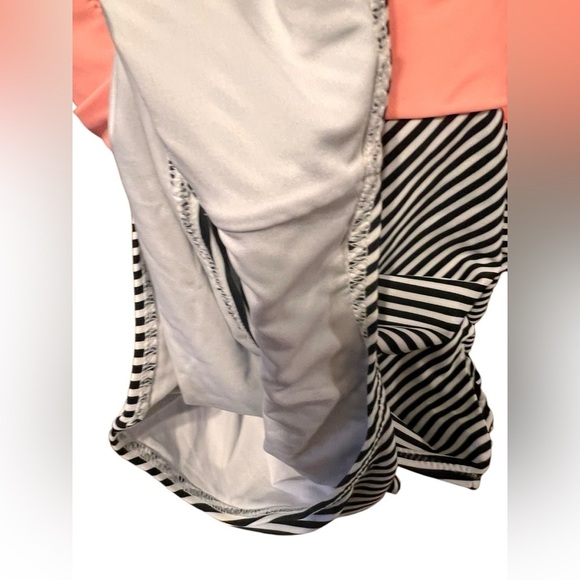 🟣CUPSHE Peachy and Black & White Striped Tummy Control One-Piece Swimsuit XXL - Picture 4 of 9